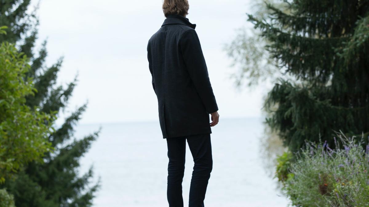 dupa-zece-ani-de-cand-a-ramas-paralizat--un-barbat-merge-din-nou--dupa-o-reparatie-digitala-a-maduvei-spinarii_22638600