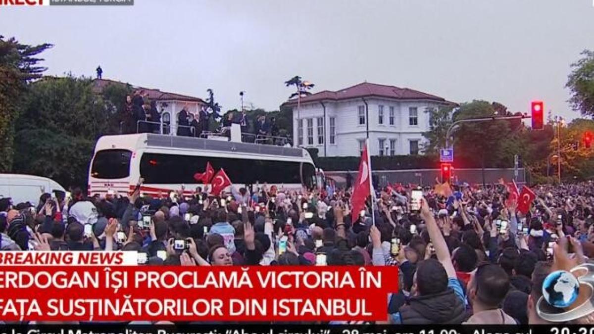 erdogan-isi-anunta-victoria-de-pe-autocar--chirieac_82192800