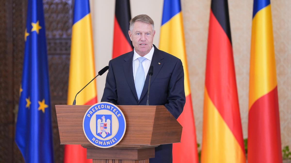klaus_iohannis_ziua_eroilor_sibiu_presi_16707500