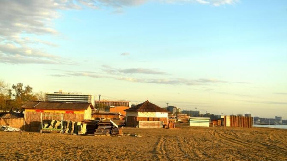 anar_beach_baruri_instanta_turism_corina_martin_ager_33840000