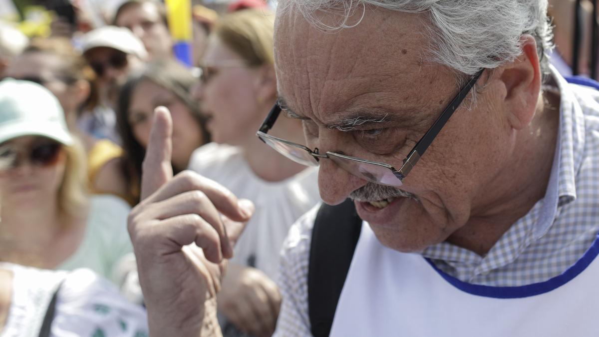 5_protest_30mai_sindicate_educatie_0030_inquam_photos_octav_ganea_63636200