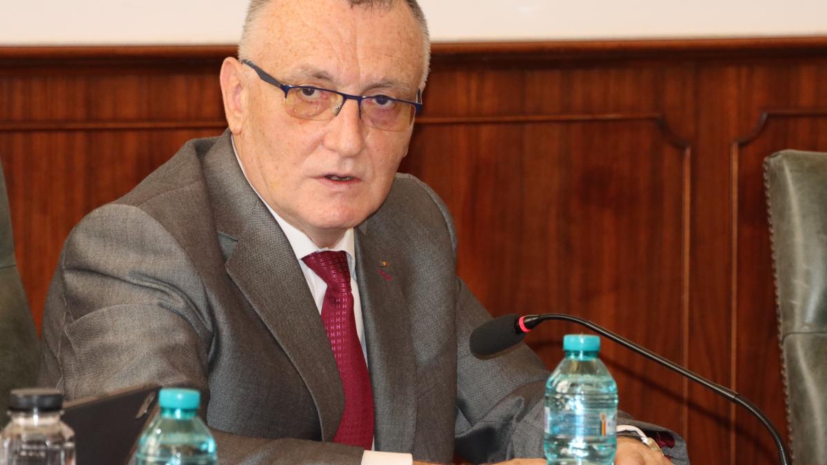 sorin-ciprc-ccprc-82mpeanu3_49274700