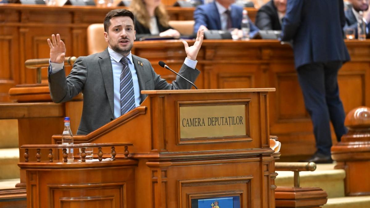 havarneanu_usr_parlament_fb_45911000