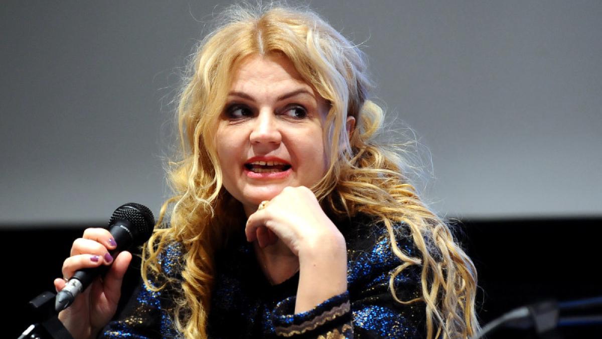 iulia-motoc_52911800