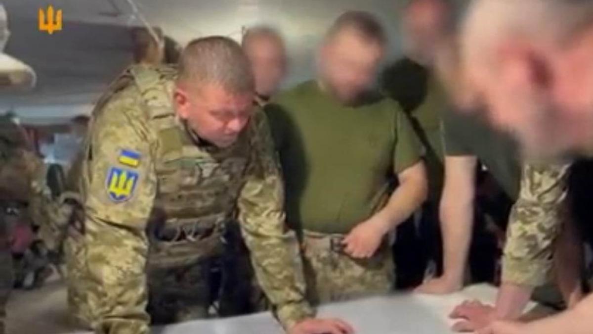 general-de-fier-ucraina-ecuson-mister_74665400