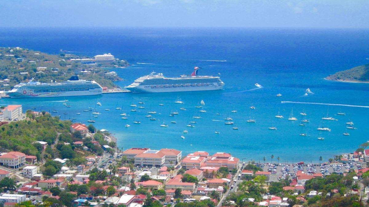 icon_of_the_seas_croaziera_pxl_97533400