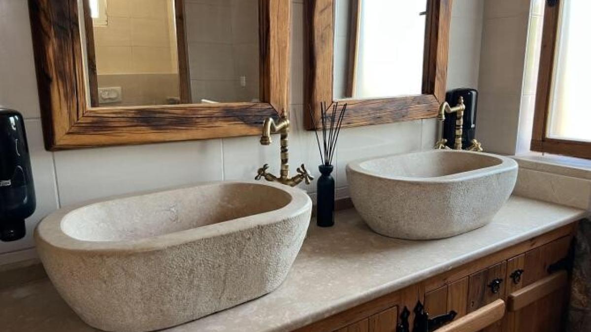 lavoarul-de-piatra-naturala-iprc-ccprc-82n-designul-baprc-ccprc-86ii_-este-o-alegere-bunaprc-ccprc-86_-1_93063800