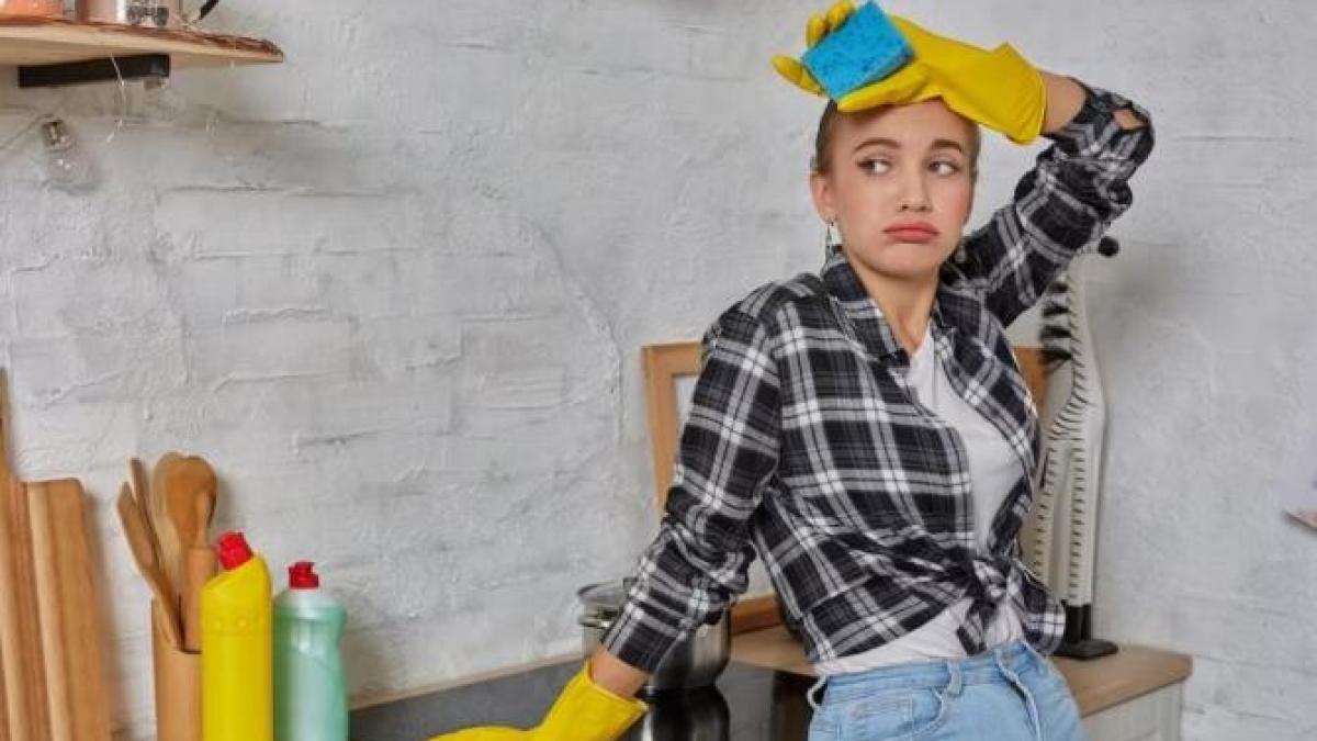 cum-se-spala-hota-din-bucatarie--secretul-pentru-o-curatenie-impecabila_36589900