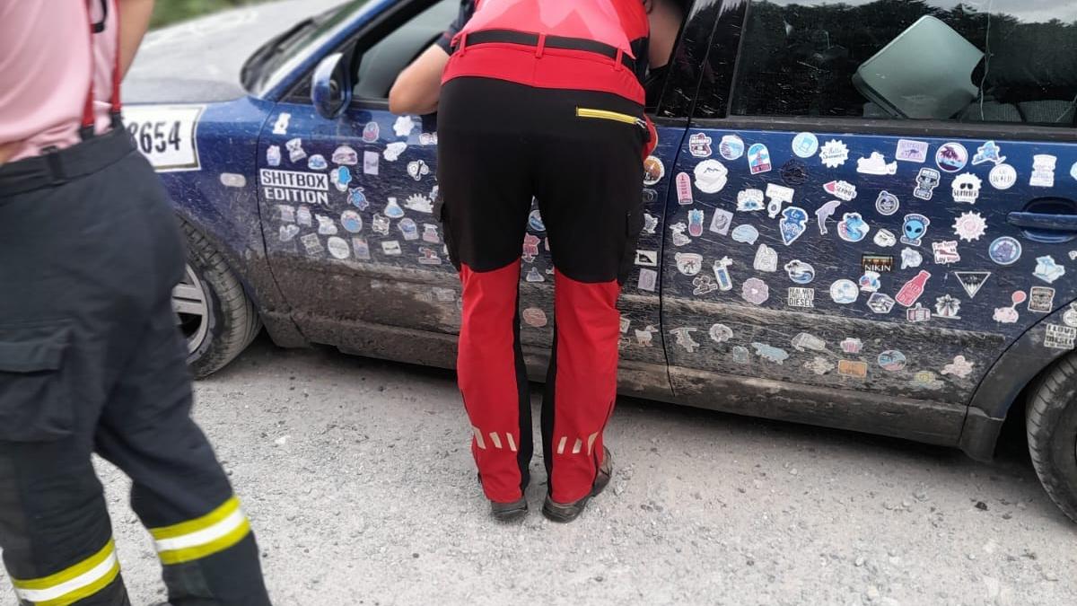 salvamont_romania_masini_blocate_gorj8_03937800