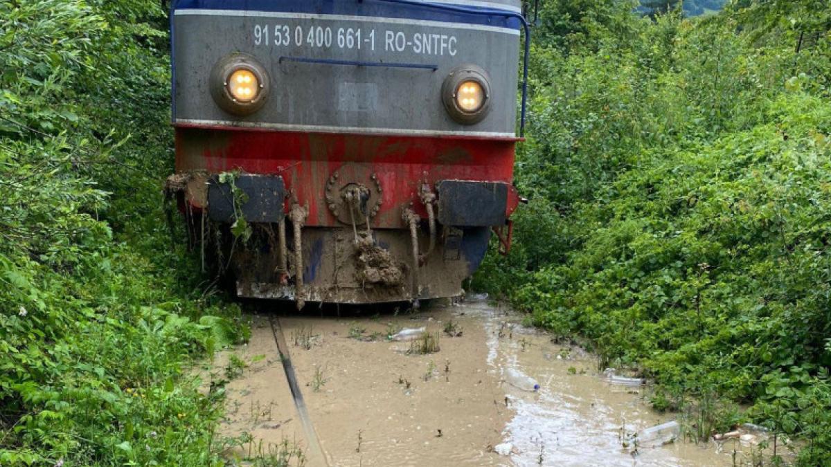 trenuri-blocate-suceava_71177800