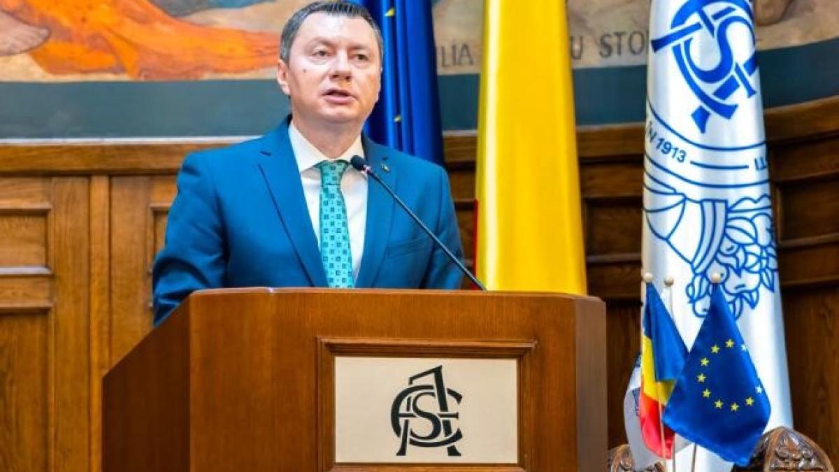 cosmin_marinescu_diplomatie_88216600