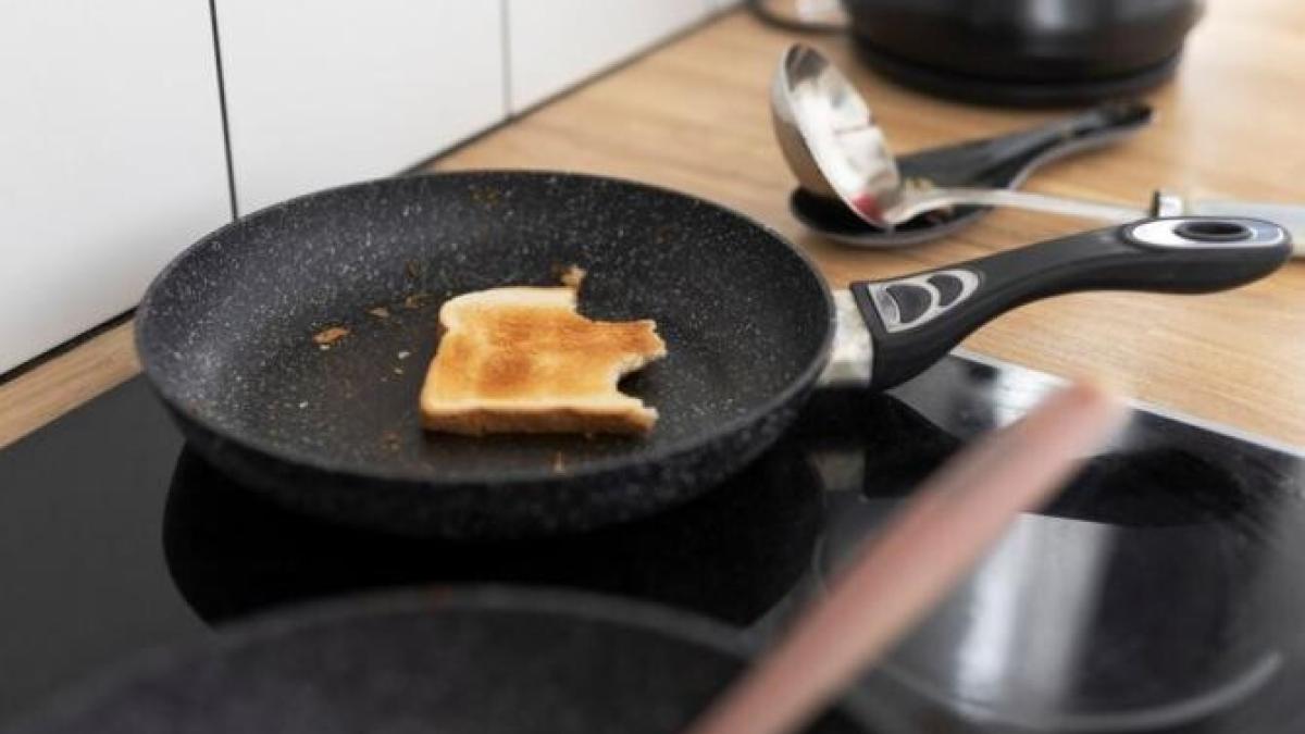 grasimea-va-cadea-singura-de-pe-oale-si-tigai--un-sfat-neasteptat-de-la-gospodinele-englezoaice_67555000