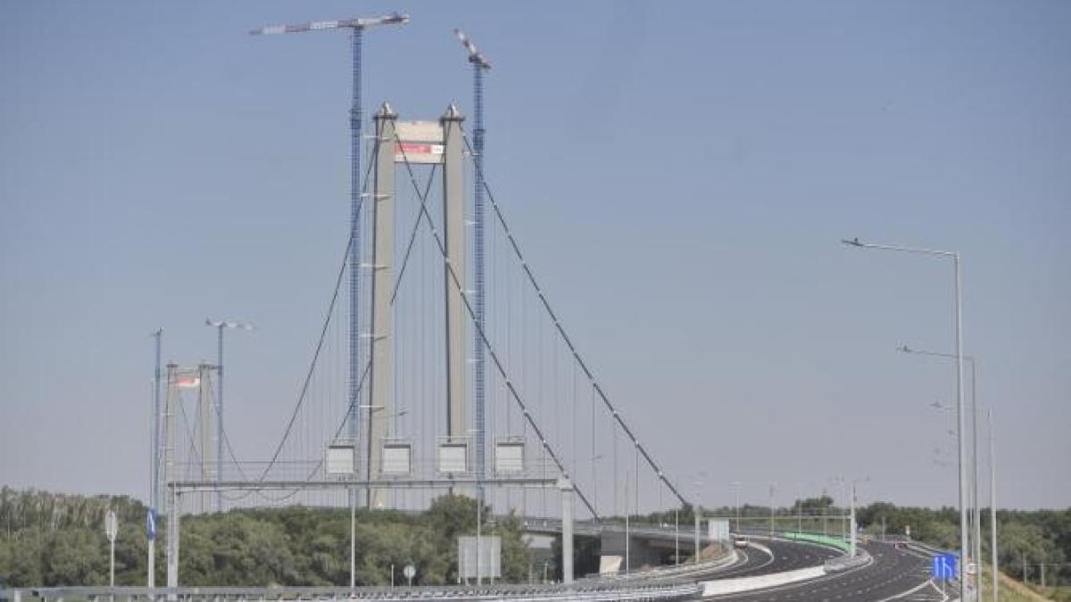 vlad-pufu-vorbeste-de-investitii-uriase-atrase-de-podul-de-la-braila--printre-ele--tesla--cu-aproape-30-de-milioane-de-euro_10388100