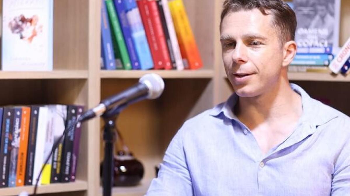 in-momentele-alea--poti-sa-mori--actorul-lari-georgescu--greseala-pe-care-nu-o-va-uita-nu-am-mai-stiut-unde-sunt--am-simtit-ca-mi-a-luat-dumnezeu-mintile_52292400