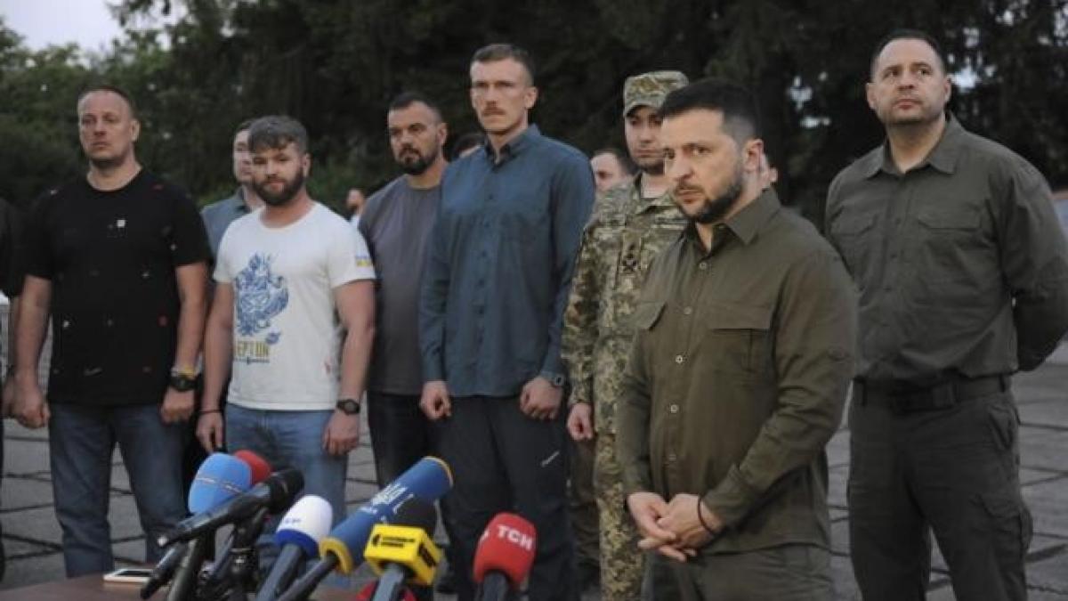 luptatori_azov_front_ager_03769600