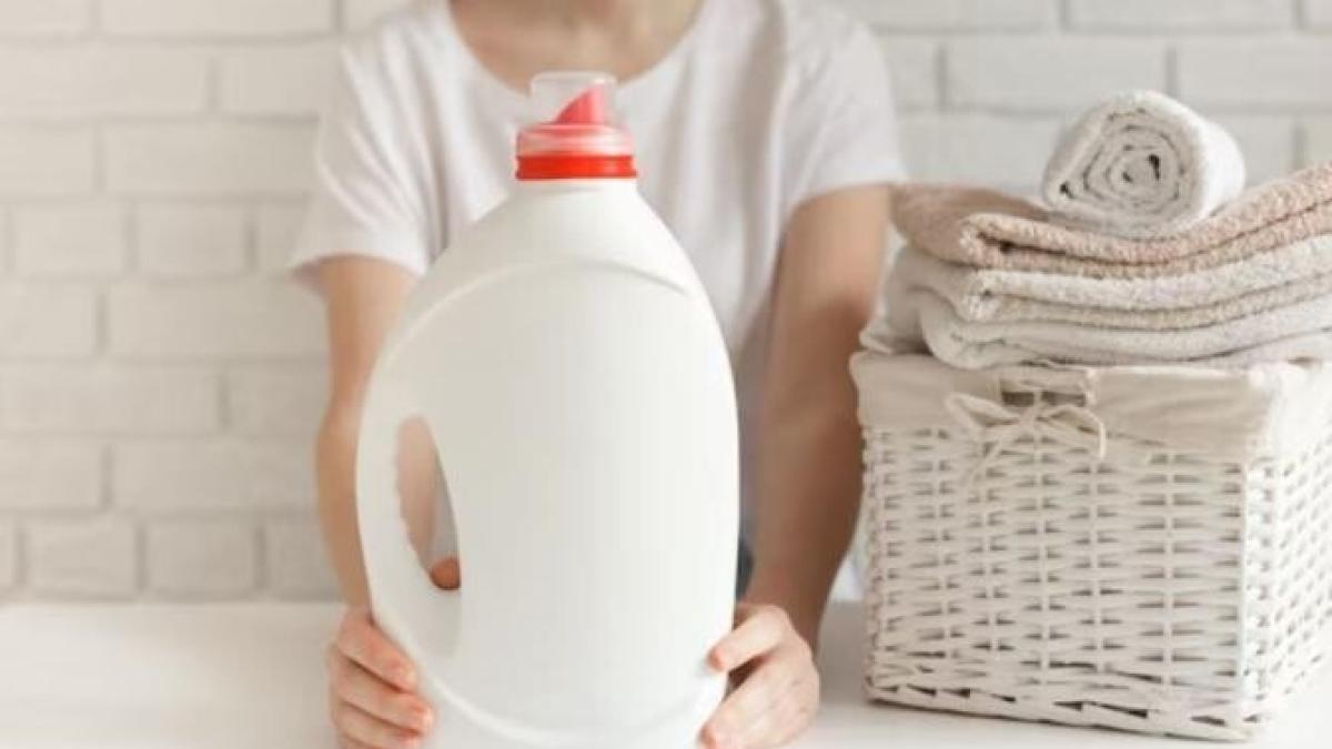 gel-de-spalat-hainele--facut-in-casa--costa-un-ban-si-este-la-fel-de-eficient-ca-cel-cumparat_82799400