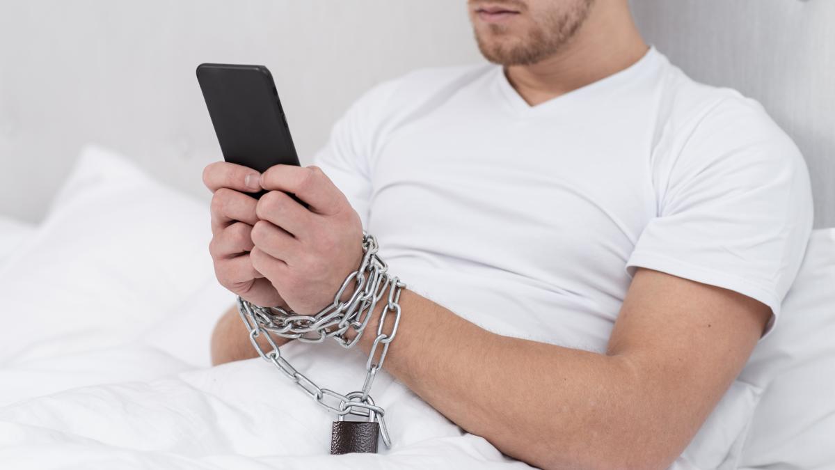 tehnologie-dependenta_28809200