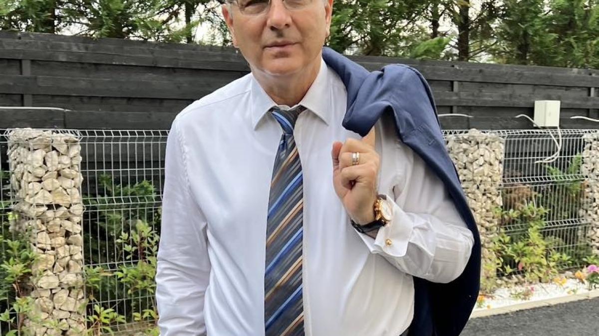 scandalul-azilelor-si-scuza-lui-pandele--mugur-ciuvica-nu-ai-cum-nu-mai-ies-din-casa-de-rusine_77049700