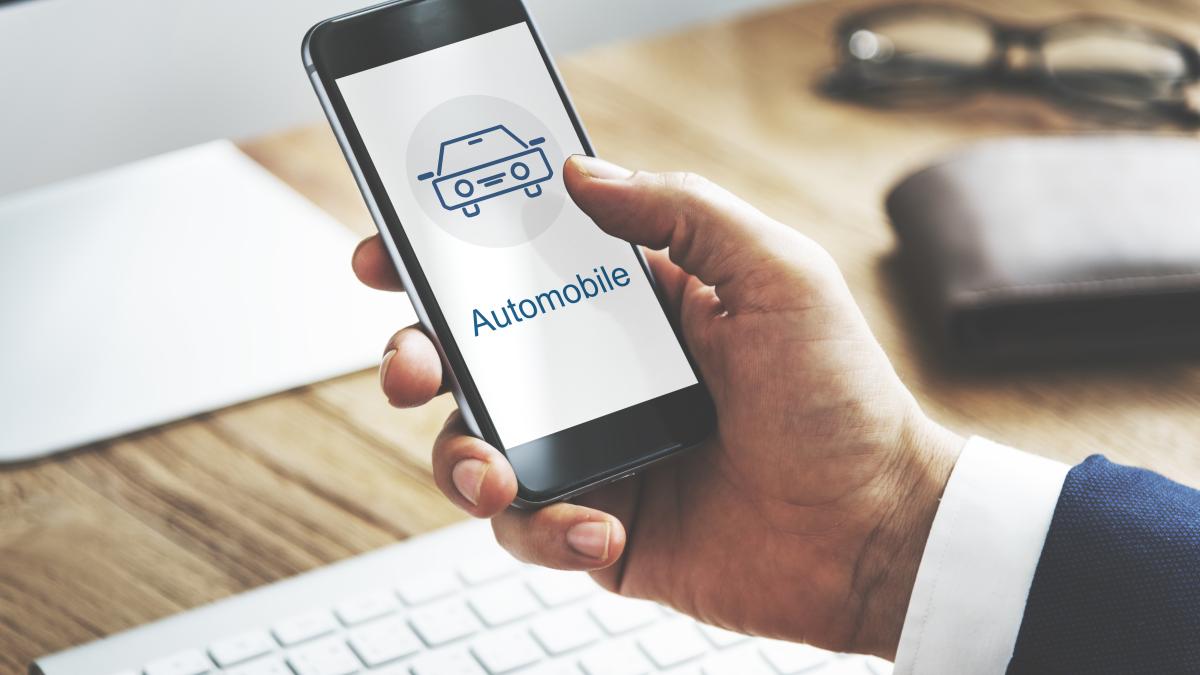 romanii-isi-pot-vinde-masinile-direct-din-aplicatia-amiabila--contractul-de-vanzare-cumparare-auto-poate-fi-generat-automat-pe-platforma_91587100