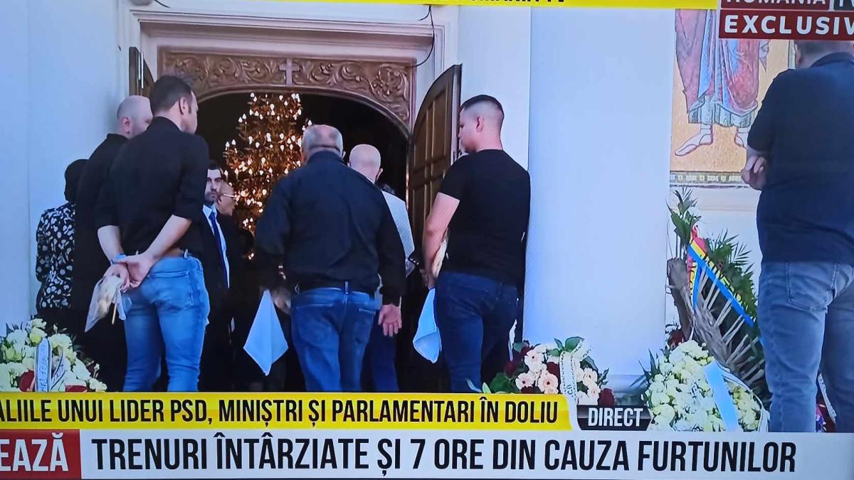 inmormantare-dan-matei-agathon_04879300