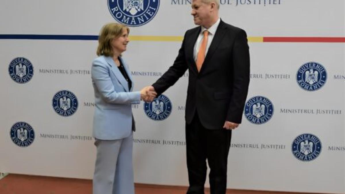 predoiu-kathleen-ann-kavalec_54987900