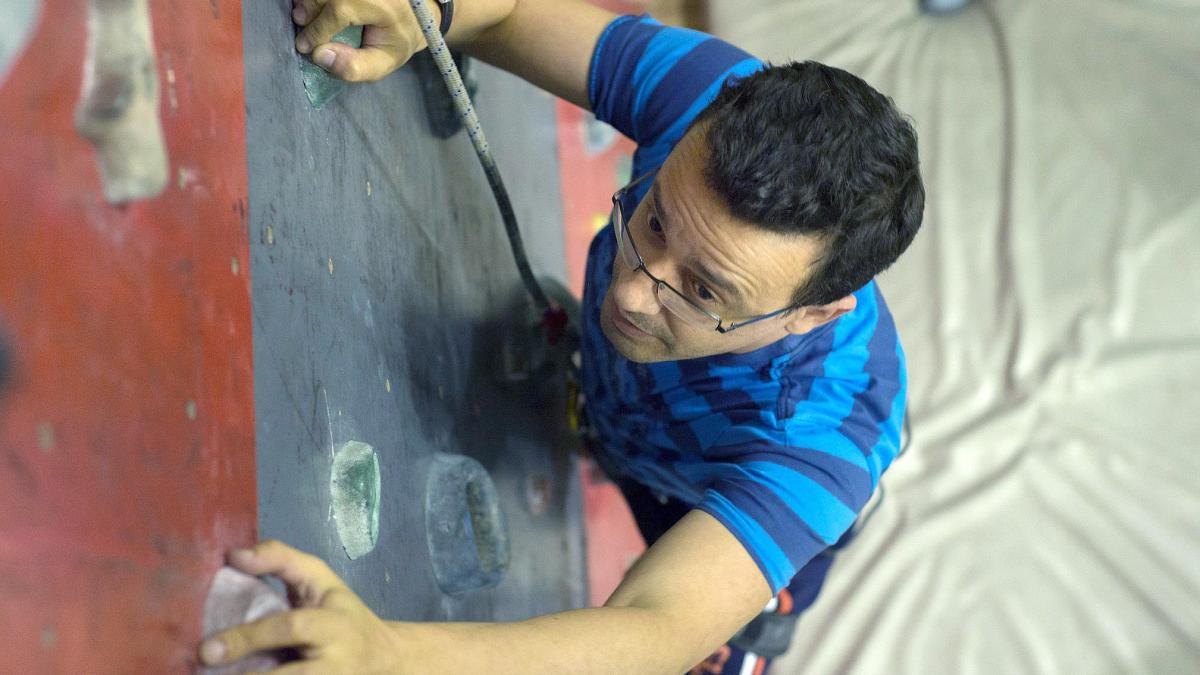 david-popovici--luat-peste-picior-de-victor-ciutacu-haideti-cu-scuzele_38885100