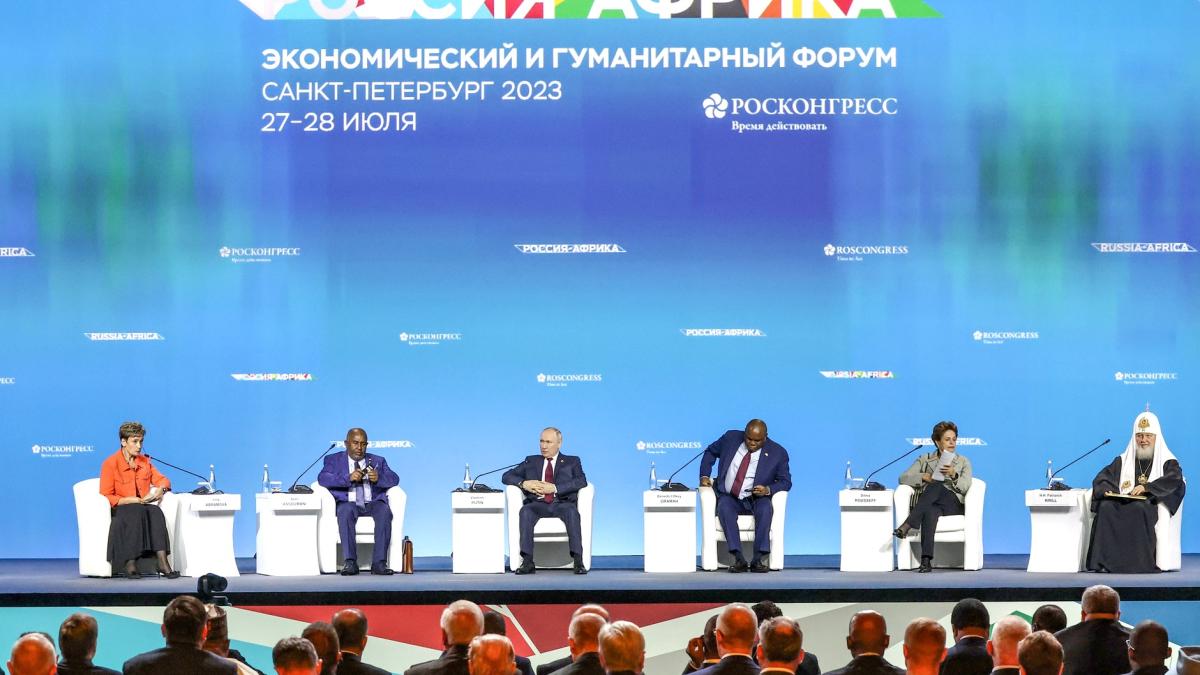 vladimir-putin-africa-forum-cereale_52029400