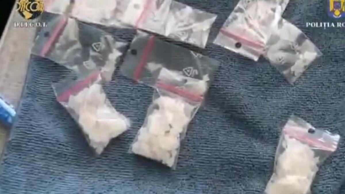 3-traficanti-de-droguri-de-mare-risc--retinuti-pentru-30-de-zile_26609000