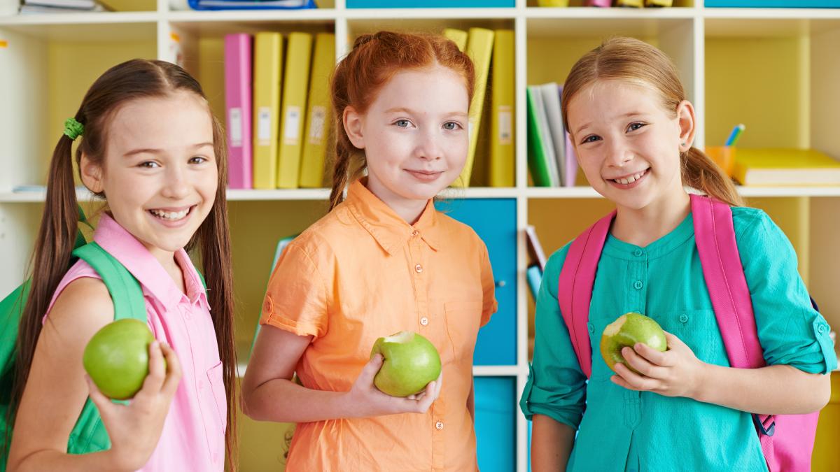 girls-classroom_17960400