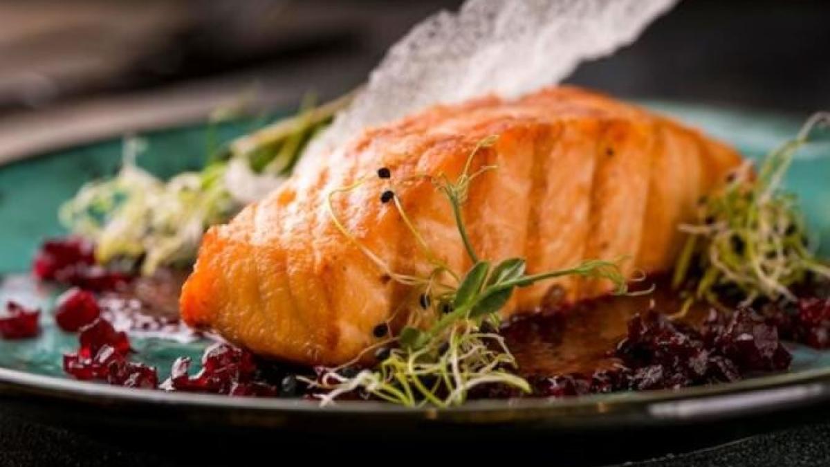 somon-cu-telina-si-bulgur--o-optiune-simpla-pentru-un-pranz-satios_97091900