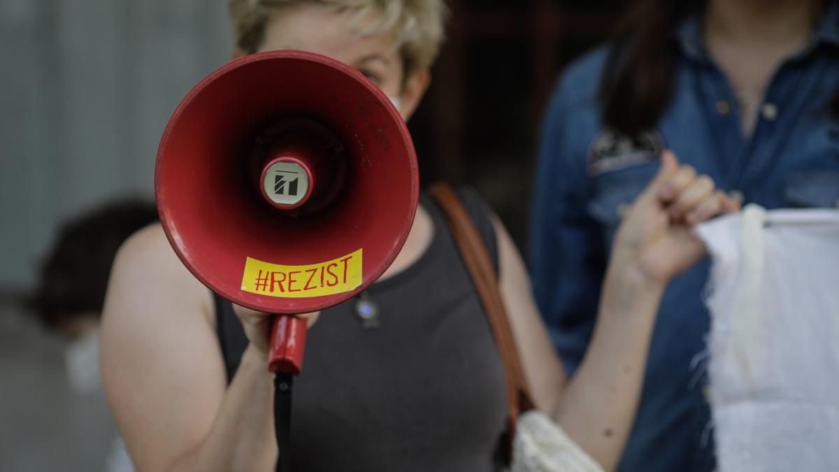 protest-rezist-_inquam_photos_george_calin_57172600