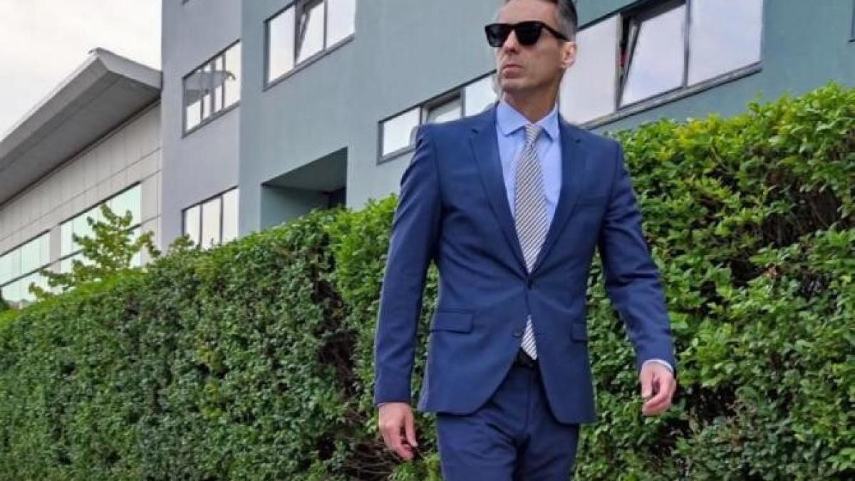 mircea-badea-ana-caini-lacul-morii_79242300