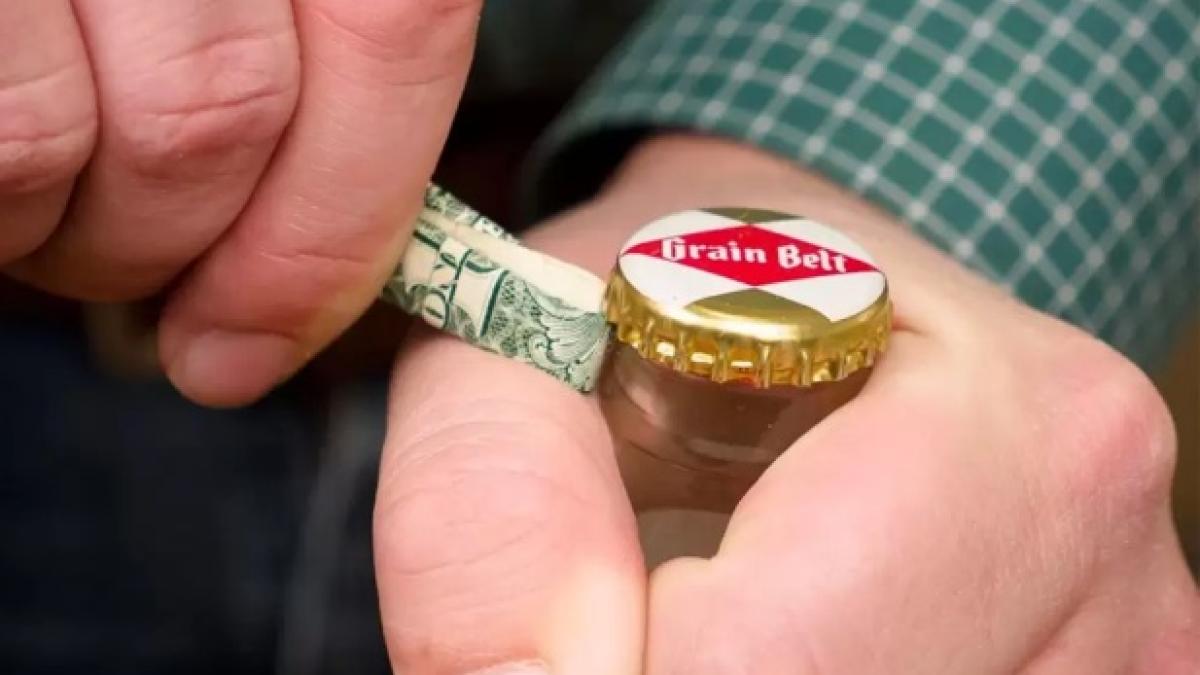 cum-deschizi-o-sticla-fara-desfacator_51913200