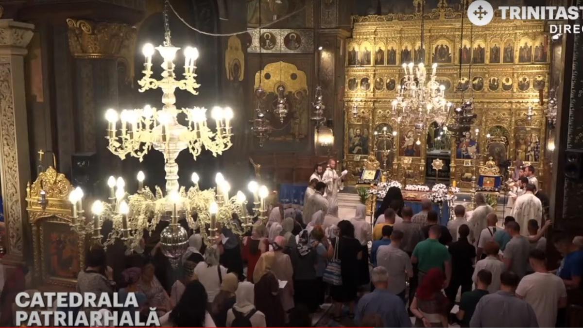 praznic-adormirea-maicii-domnului_26465200