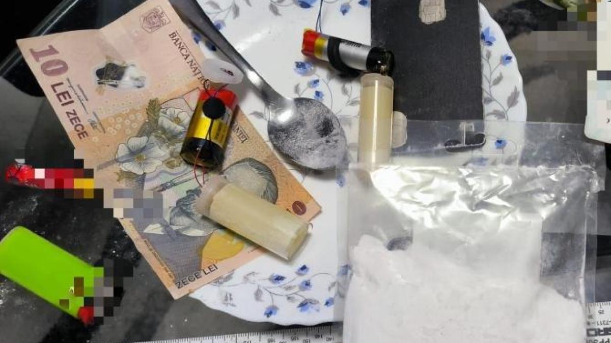 trei-traficanti-de-droguri-de-mare-risc--retinuti-pentru-30-de-zile_53597200