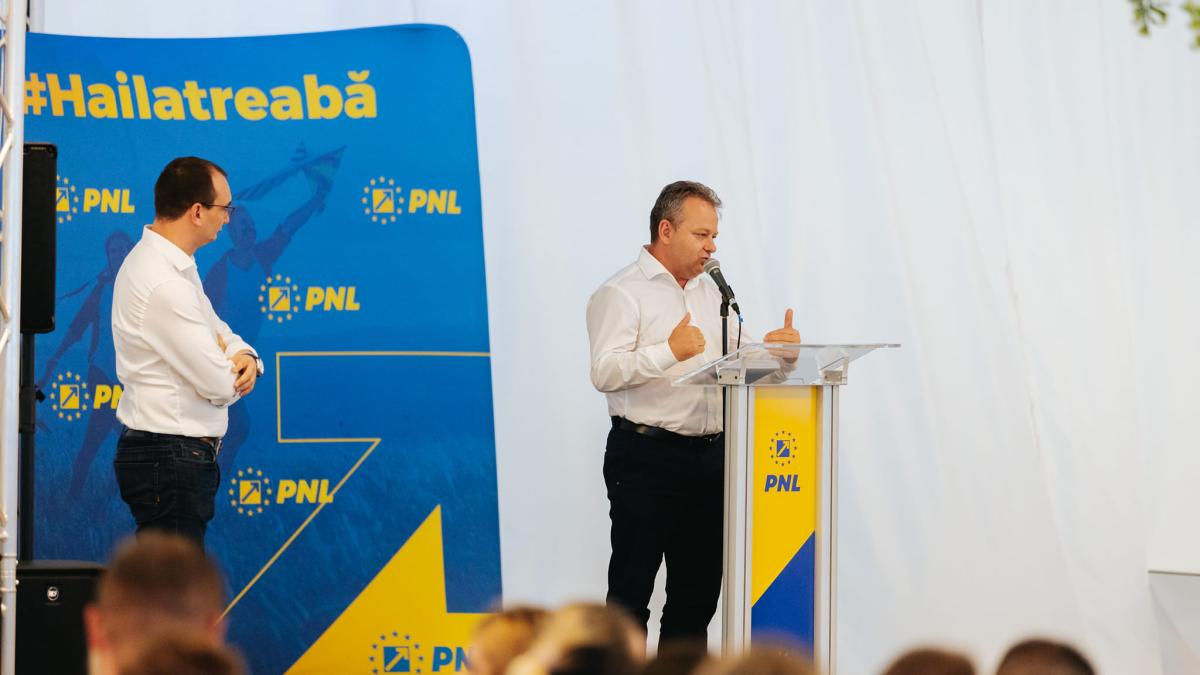 trecere-in-masa-a-liberalilor-din-targu-jiu-la-psd--ion-iordache--presedintele-pnl-gorj-nu-este-nimic-adevarat--sunt-aproximativ-10-oameni_13365500