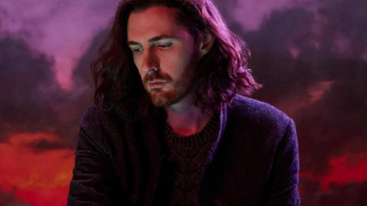 hozier-cantaret-facebook-ilustrativ_90906500