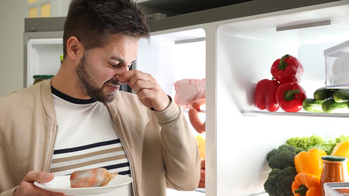 testul-mirosului-nu-te-salveaza-intoxicatiile-alimentare--spun-expertii-in-siguranta-alimentelor_77362500