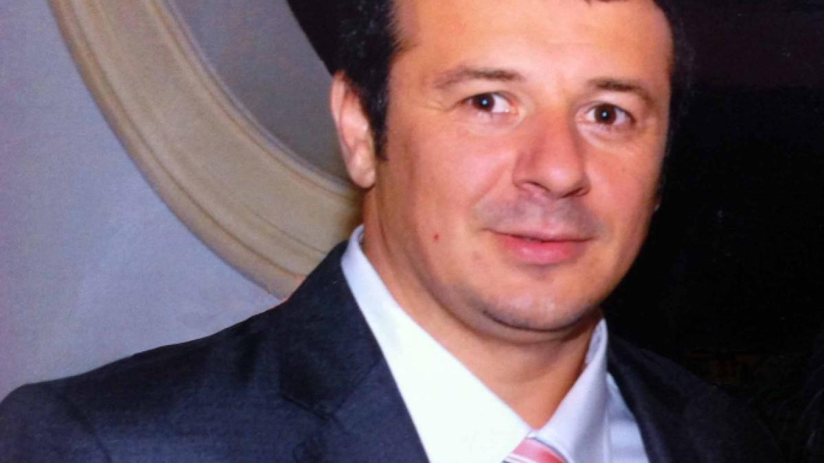 dinu-gindu--directorul-institutului-cultural-roman-lisabona_73833500