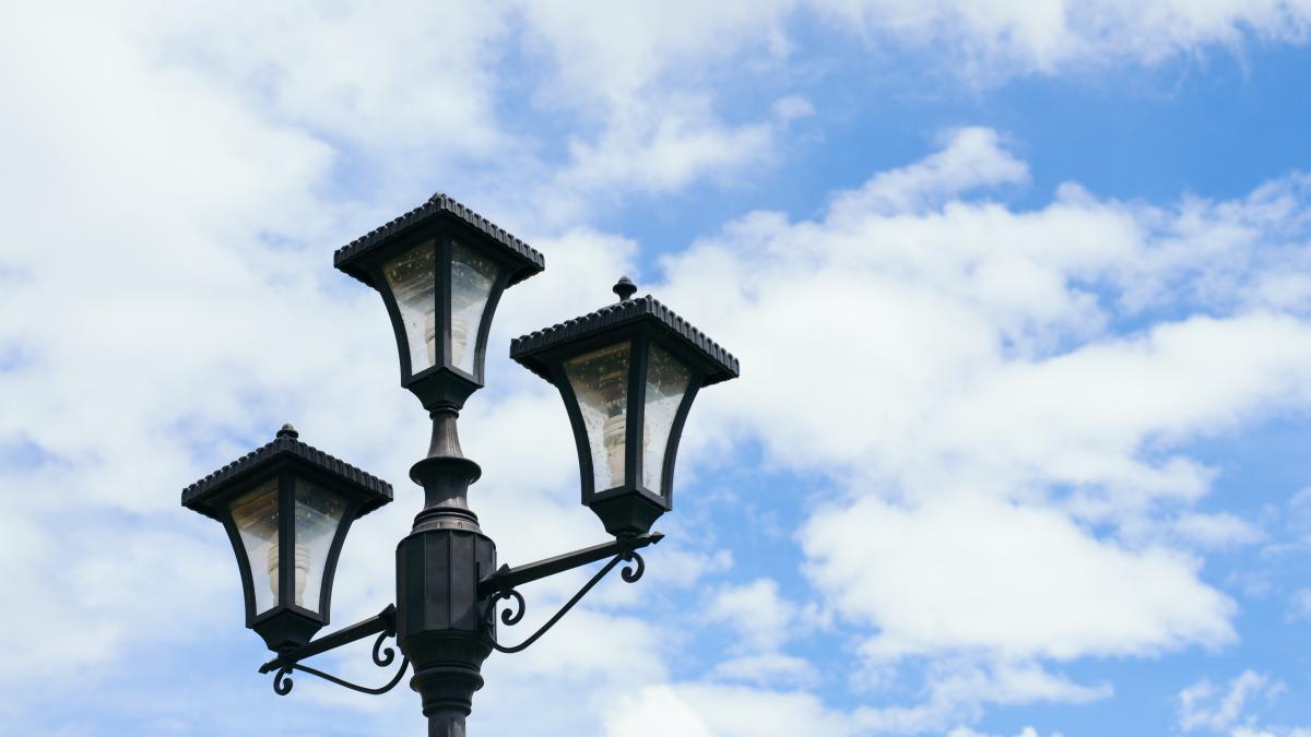 pole-led-light-safety-object_75409300