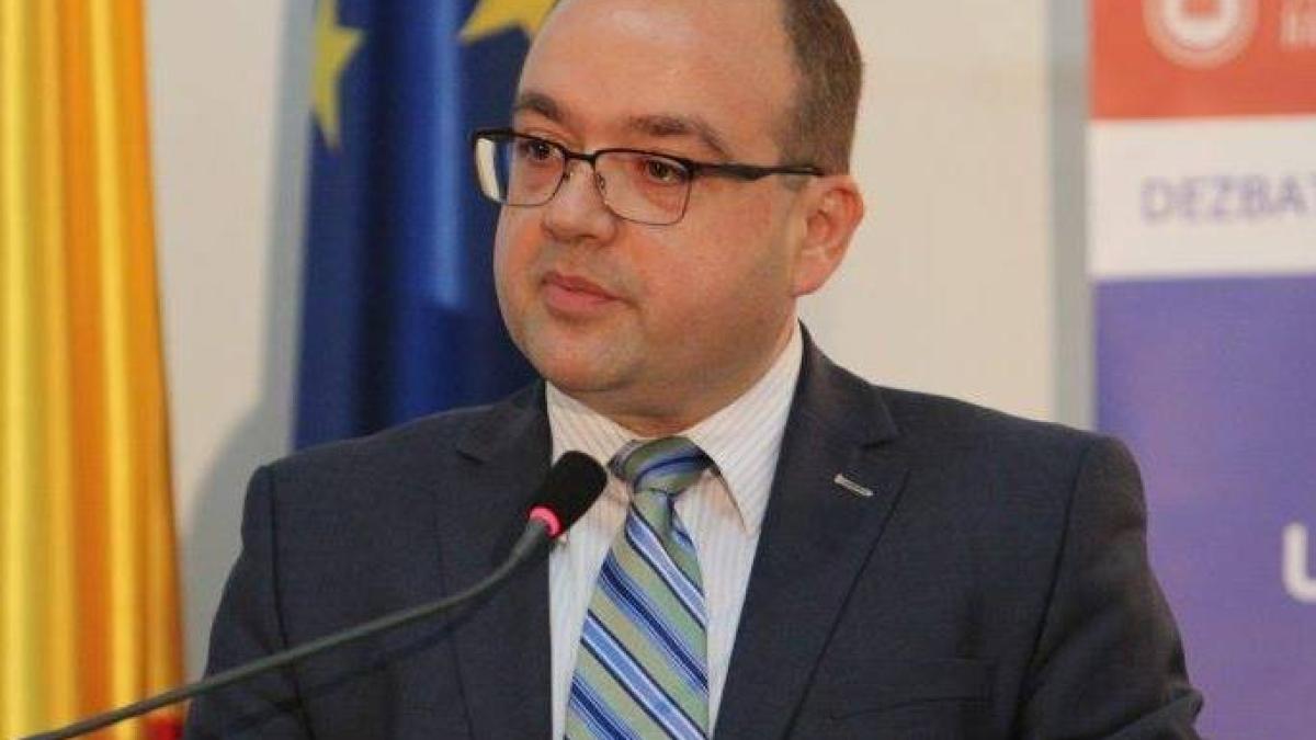 naumescu-foto-fb_84757400