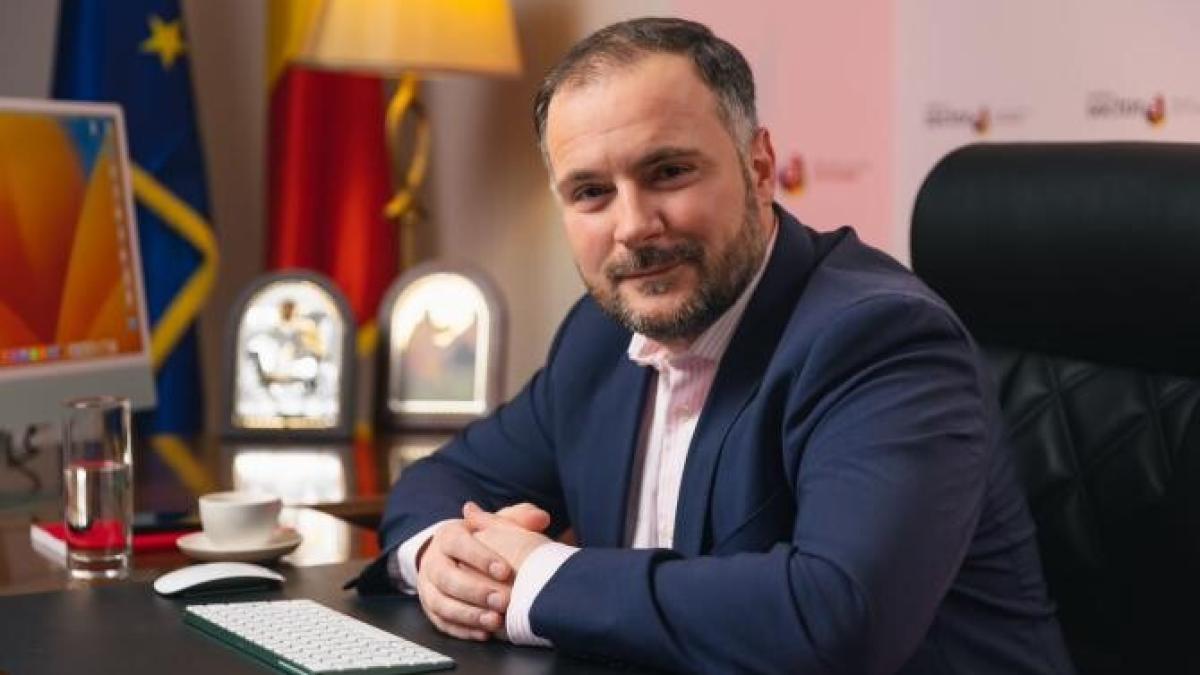 statiile-gpl-si-benzinariile-din-capitala--prefectul-rares-hopinca-prc-e2prc-80prc-9daproximativ-jumatate-sunt-considerate-obiective-de-riscprc-e2prc-80prc-9d_24362900