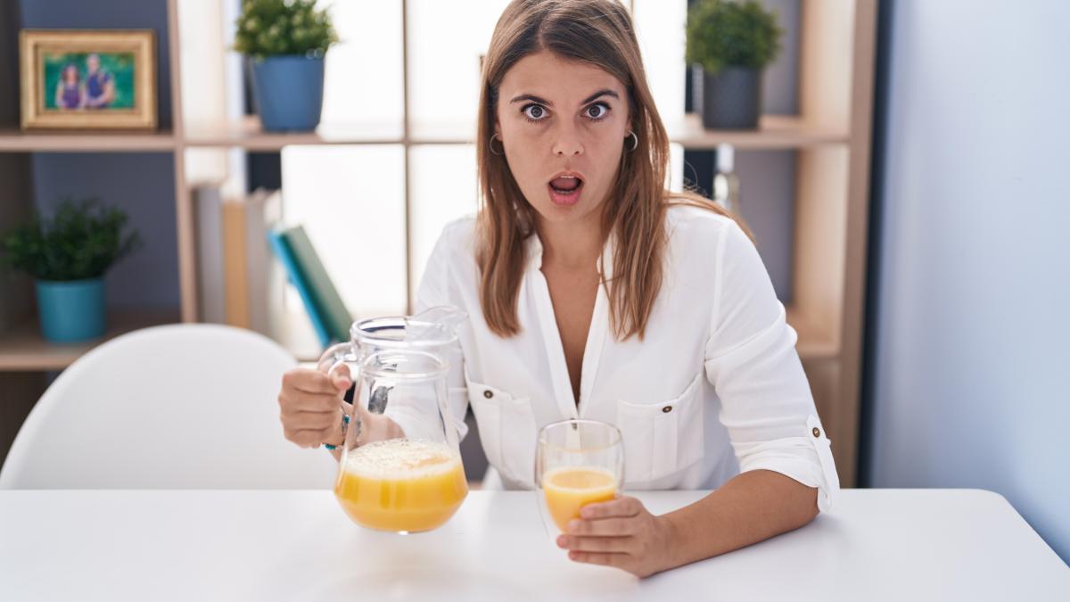 de-ce-nu-este-recomandat-sa-luati-medicamentele-cu-suc-de-grapefuit--cum-interactioneaza-acesta_01021900