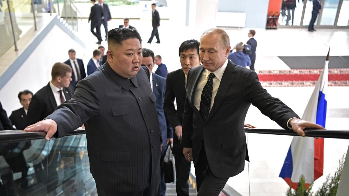 si-kim-jong-un-ar-putea-vizita-in-curand-rusia_02634300