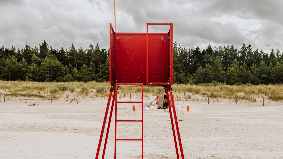 salvamari_steag_rosu_pxl_29588700