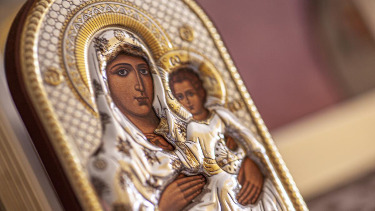 sfanta-maria--8-septembrie--ce-trebuie-sa-imparti-si-de-ce-pot-fi-copiii-in-pericol_47065100