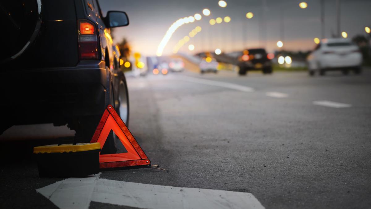 accident-grav-in-mures-o-persoana-a-murit-si-alte-9-sunt-ranite-in-urma-impactului-dintre-un-microbuz-si-un-autocamion_29308300