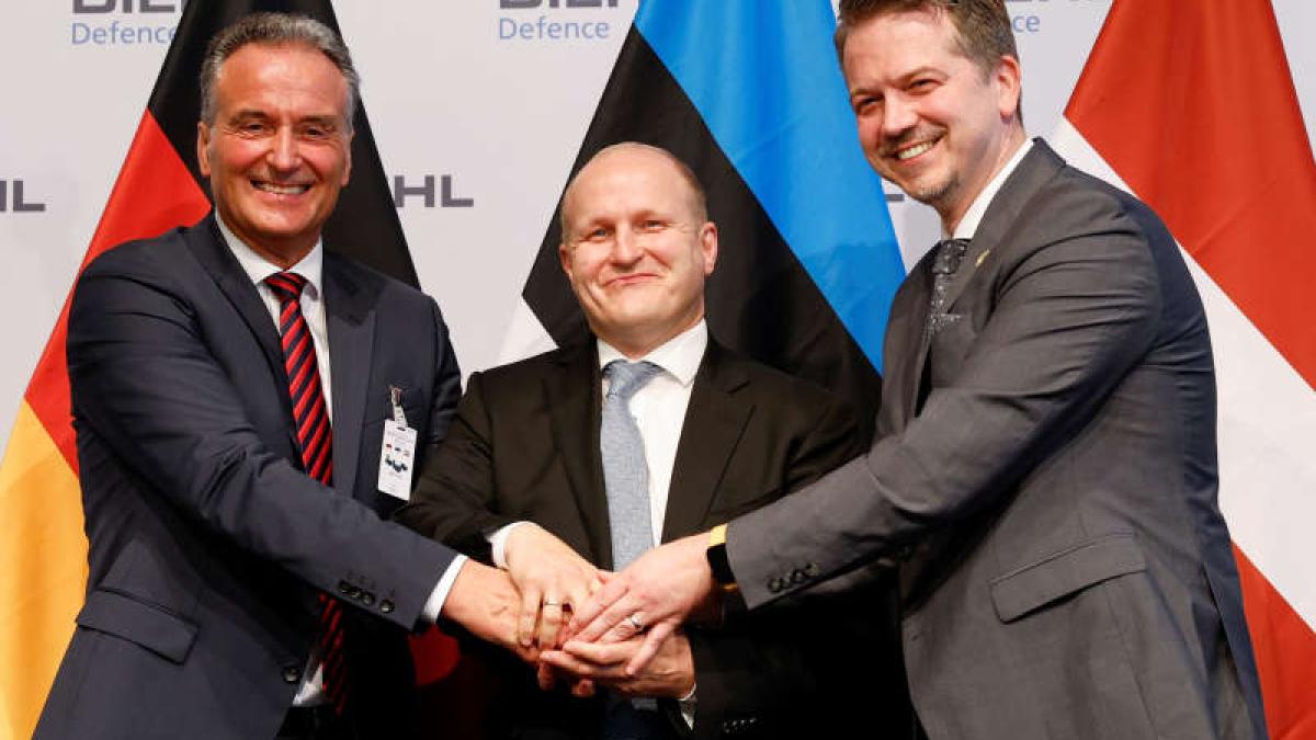 aparare-aeriana_56253100