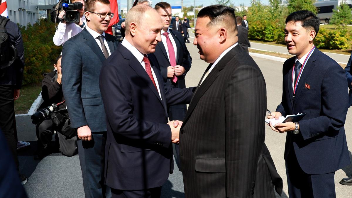 ce-cadouri-si-au-dat-unul-altuia-vladimir-putin-si-kim-jong-un_60068400