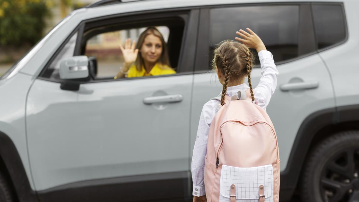 de-ce-apar-accidente-in-zona-scolilor--titi-aur--mesaj-pentru-parinti-stii-ca-in-fiecare-zi-faci-asta-si-ca-gasesti-aceeasi-aglomeratie---_60711900